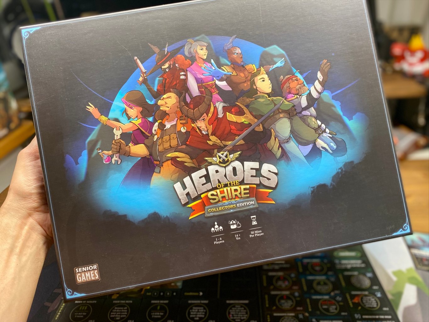 Heroes of the Shire Collector's Edition — распаковка
